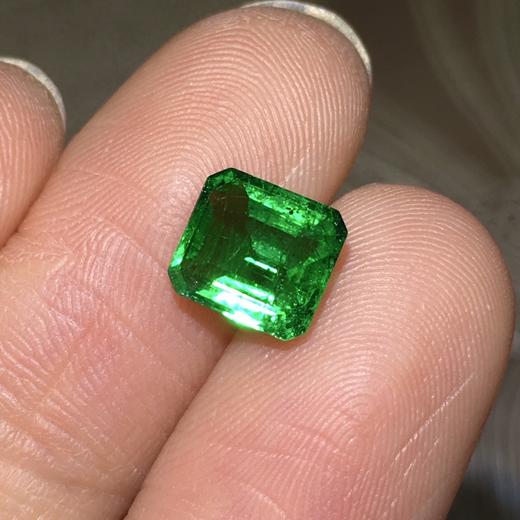 1.31ct 祖母绿裸石 商品图0