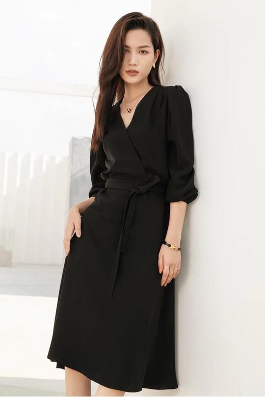 Le Malene 赫本风简约V领系腰连衣裙 13800 商品图0