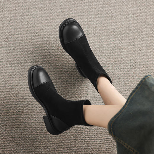 阿么手工女鞋2024新款黑色显瘦拼色真皮短靴女秋冬时尚瘦瘦靴4CM 商品图1