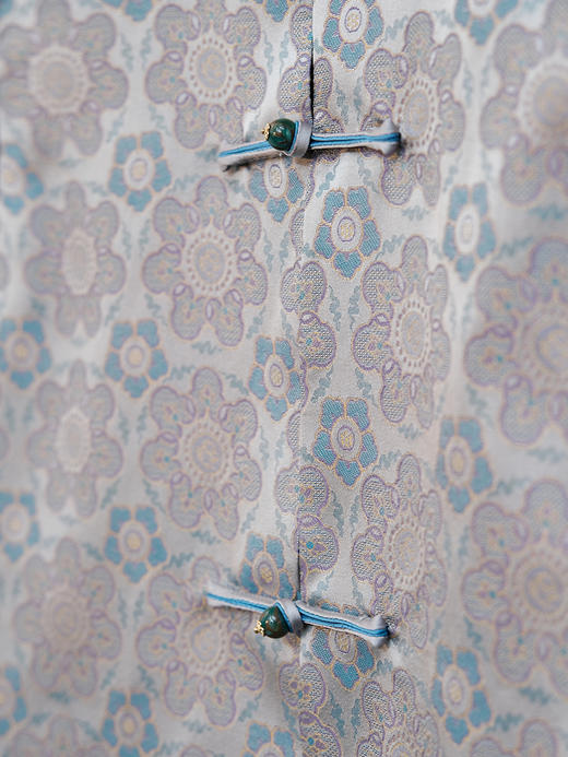 盛唐婧 |真丝宋锦回纹团花对襟马甲 商品图4