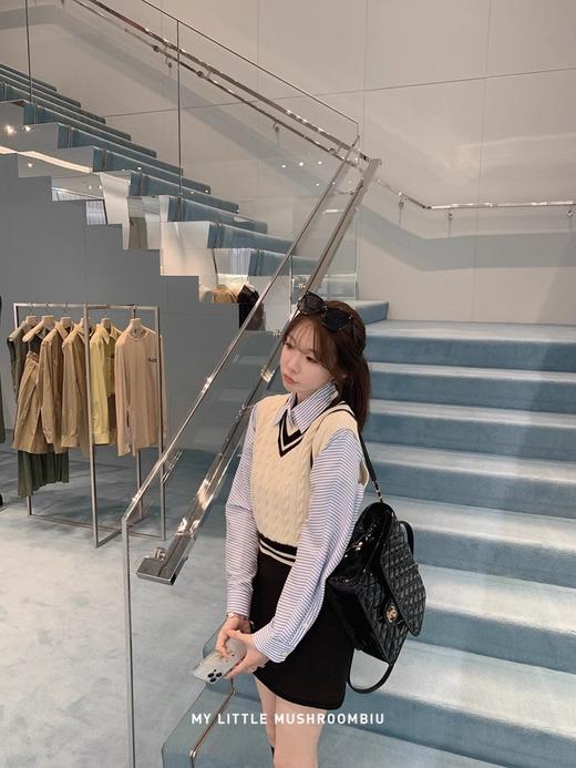 金蘑菇菇 檀香山学院 /长袖条纹衬衫女设计感小众宽松打底上衣 商品图8