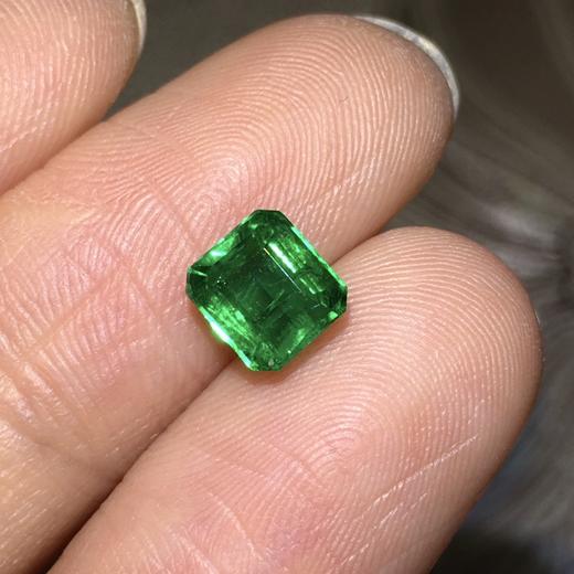 1.09ct 祖母绿裸石 商品图4
