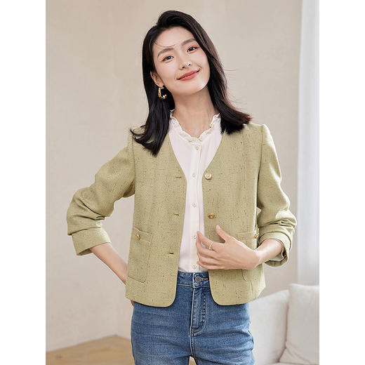 【年货节】熙世界法式复古V领短款外套女2025秋装新款小个子休闲小香风上衣 商品图1