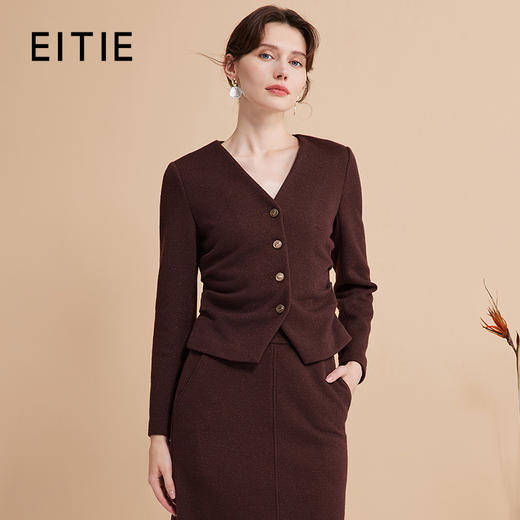 EITIE爱特爱气质V领高级感咖色褶皱收腰短款显瘦外套秋季新款D2403413 商品图0
