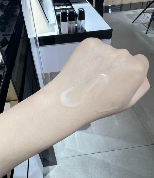 CHANEL香奈儿奢华精萃精华水/奢华乳液/精粹眼霜/精粹面膜 舒缓保湿紧致维护屏障抗老滋养柔润淡纹紧致眼周 商品图3