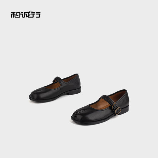 和诚行 2024秋冬新款时尚分趾猪蹄鞋女复古玛丽珍平底单鞋0400237 商品图3