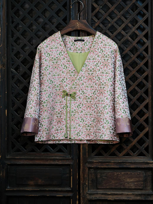 盛唐婧 |中式国风宋锦缠枝花交领外套 商品图1