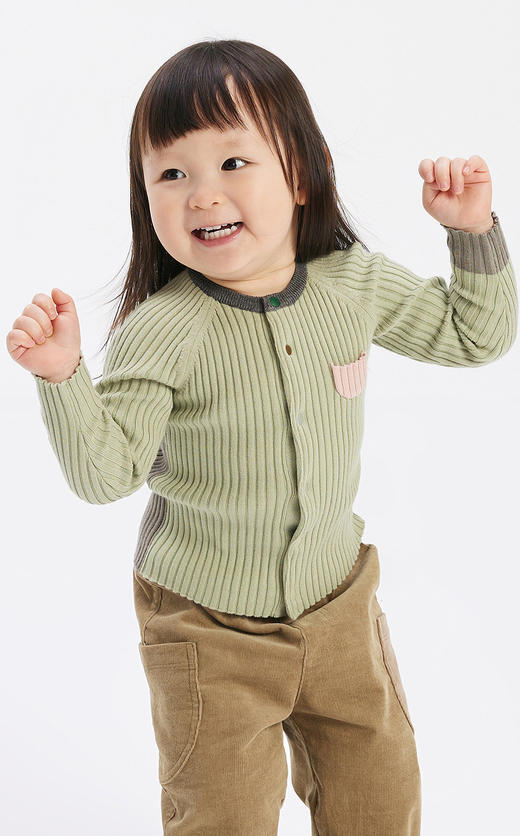 jnby  24年秋款  短款开襟毛衫  YO9310280 商品图3