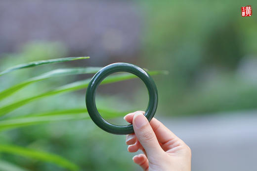 和田青玉手镯  圈口：56mm 商品图1