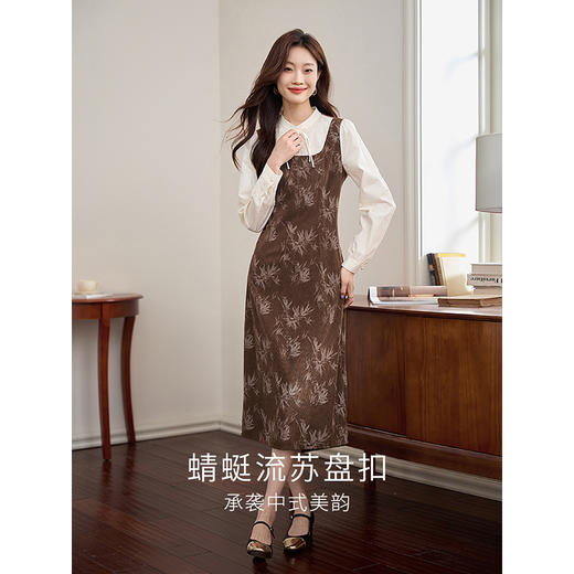 【五折购】熙世界新中式长袖拼接复古印花灯芯绒假两件连衣裙2025秋季新款 商品图2