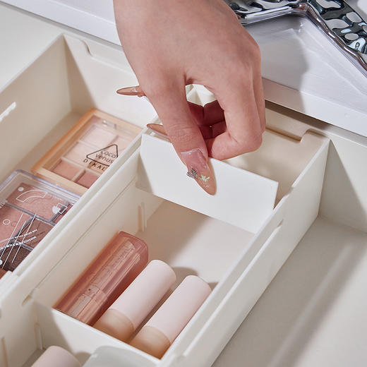 留存道抽屉伸缩收纳盒整理盒内置分隔可伸缩厨房餐具化妆品杂物分格盒 商品图14