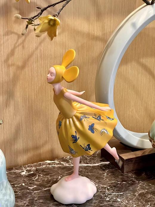 陈子墨 《留连戏蝶》 蝴蝶纹·然女孩 商品图1