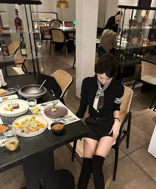 迪O千鸟格字母双面戴丝带丝巾发带包带 商品图7