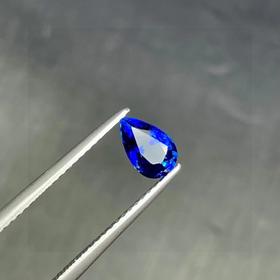 0.94ct 蓝宝石裸石