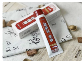  70岁大爷西湖唱歌意外爆火！年纪大不可怕，可怕的是心态！ 