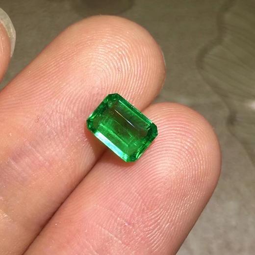 0.88ct 祖母绿裸石 商品图4