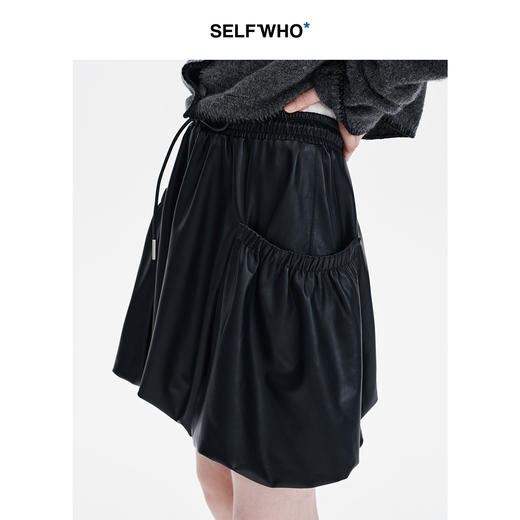 SELFWHO美式复古pu皮短裙女2024秋新款高腰包臀a字抽绳花苞半身裙 商品图3