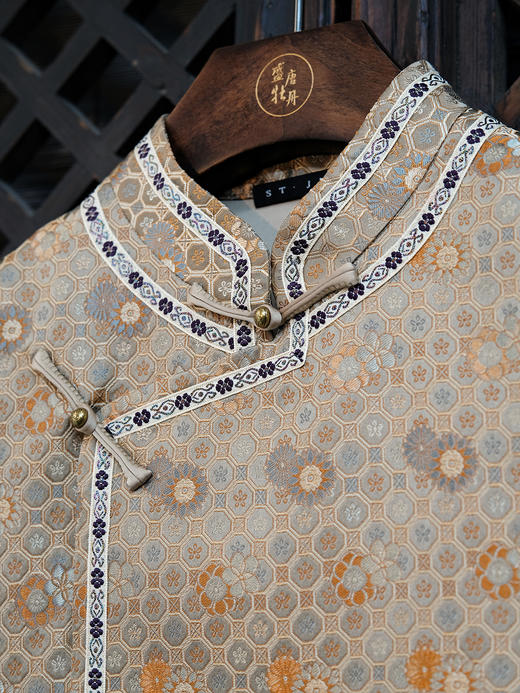 下架不制作了// 盛唐婧 |中式国风冰梅纹琵琶襟马甲 商品图2