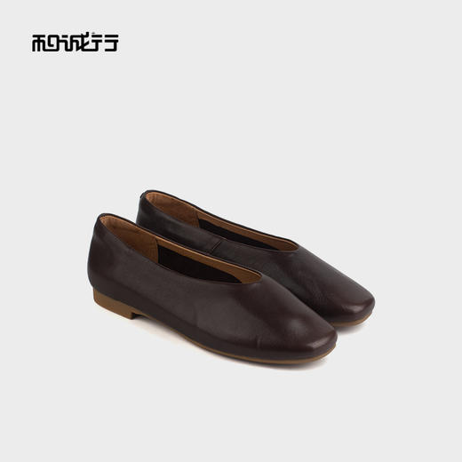 和诚行 2024秋冬新款时尚百搭平底一脚蹬女士休闲浅口单鞋1200032 商品图0