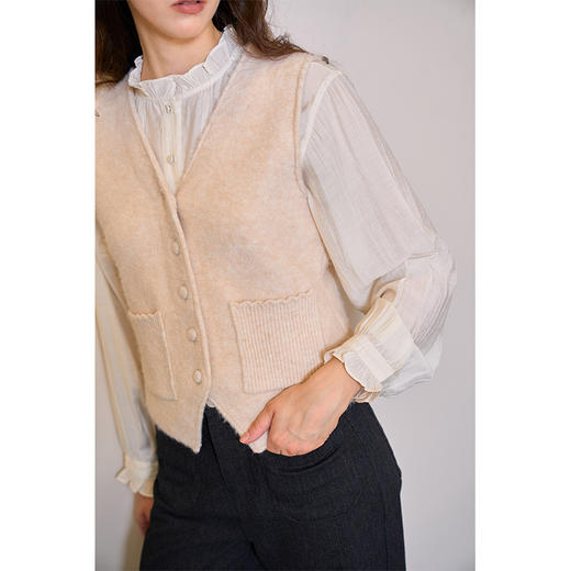 Heydress软糯针织马甲女秋季v领双口袋松弛温柔精致保暖百搭上衣 商品图3