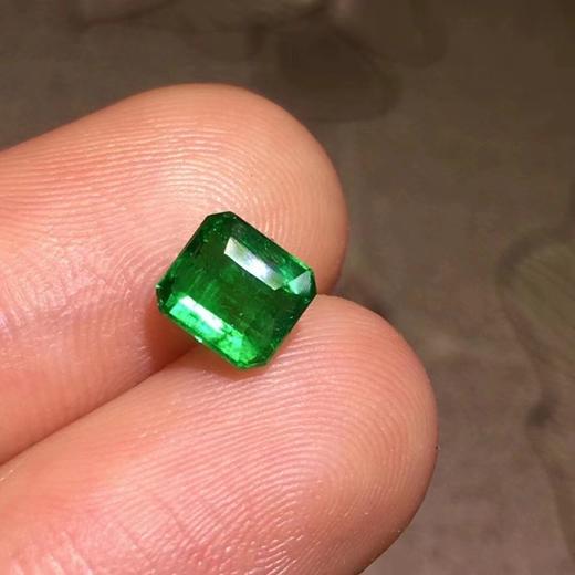 1.09ct 祖母绿裸石 商品图4