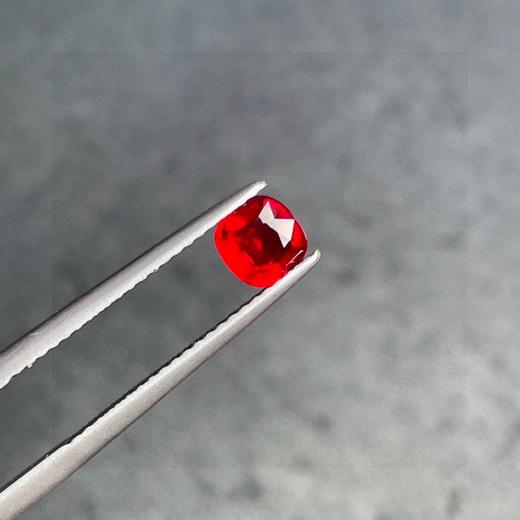 0.72ct 红宝石裸石 商品图2