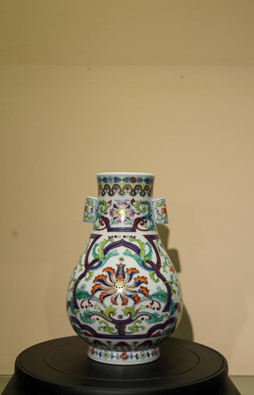 仿清乾隆斗彩描金灌耳福桶瓶 商品图0