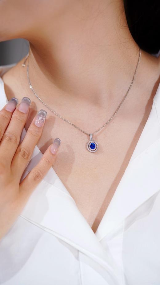 1.04ct 蓝宝石吊坠 商品图3
