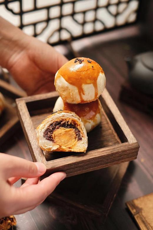 简装【全国类顺丰产品】超好吃的蛋黄酥！顺丰包邮！ 商品图1