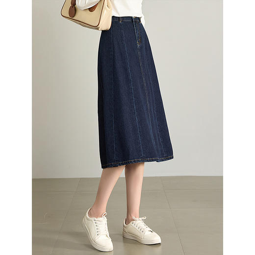 【五折购】熙世界工装风复古牛仔半身裙2025秋季新款高腰遮胯显瘦a字伞裙 商品图1