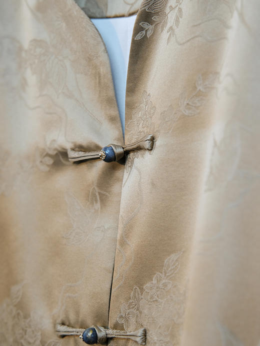 盛唐婧 |中式国风提花真丝繁花对襟外套 商品图2