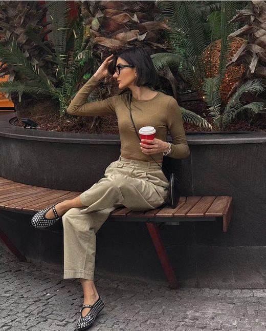 86-1 alaia 设计师款 满钻 玛丽珍芭蕾鞋 肥脚也准码 我36.5穿37 极限特惠 商品图13