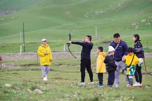 五一/暑假【定金】抢首发早鸟立减1000！【2026青海湖房车奇遇记】6天5夜，一家一房车，湖畔星空露营×环湖探秘，喂湟鱼、追日落、打卡茶卡盐湖……全程旅拍 商品图9