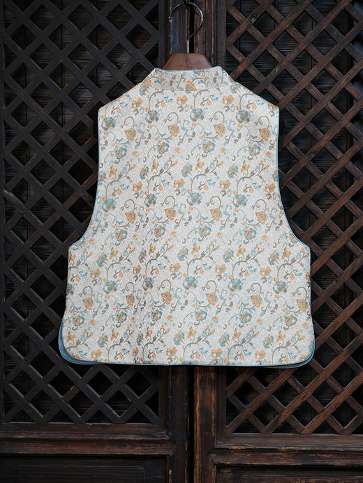 下架不制作了// 盛唐婧 |中式国风宋锦万寿藤花瓣襟马甲 商品图5