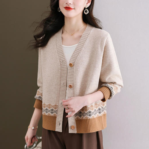 民族风针织短款开衫女春秋外搭洋气毛衣外套2024新款宽松显瘦上衣 商品图3