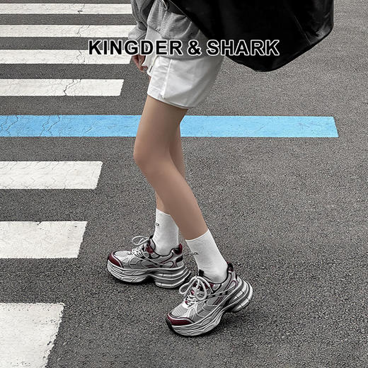 经典鲨2024年秋新款韩版时尚安可拉红网面跑步休闲老爹鞋女KW13-D37061 商品图0