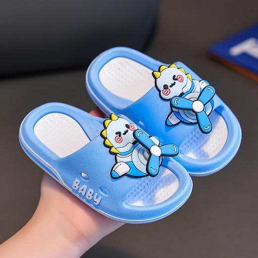 【萌趣不停，萌化你的心，玩耍与艺术的结合】儿童拖鞋新款 男孩女孩夏季室内居家 防滑软底 可爱卡通女宝宝凉拖鞋-QQ 商品图2
