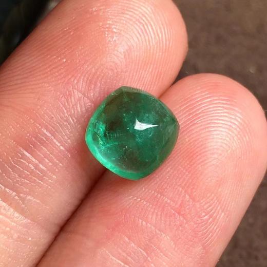 2.41ct 祖母绿裸石 商品图2
