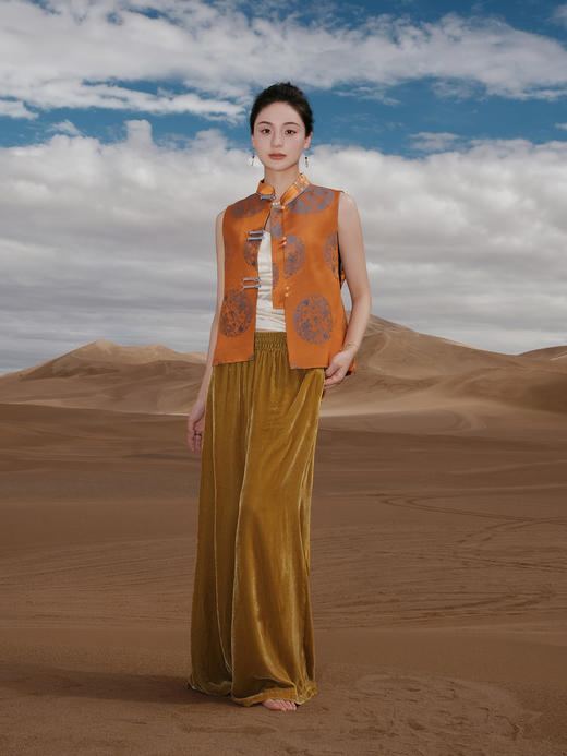 盛唐婧 |中式国风团龙库缎对襟马甲-橘色 商品图0