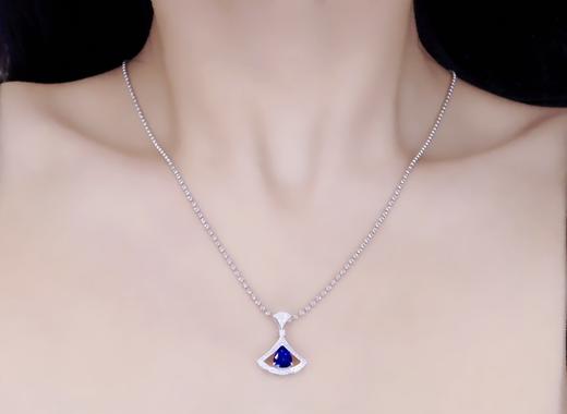 0.76ct 蓝宝石吊坠 商品图4
