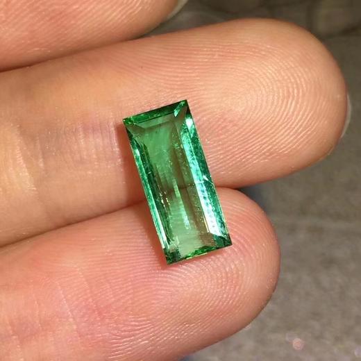 2.18ct 祖母绿裸石 商品图3