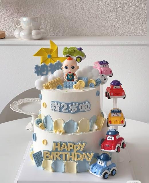 【臻品系列】---半翻糖【JOJO宝贝与萌版小汽车】送男孩、周岁生日蛋糕 商品图0