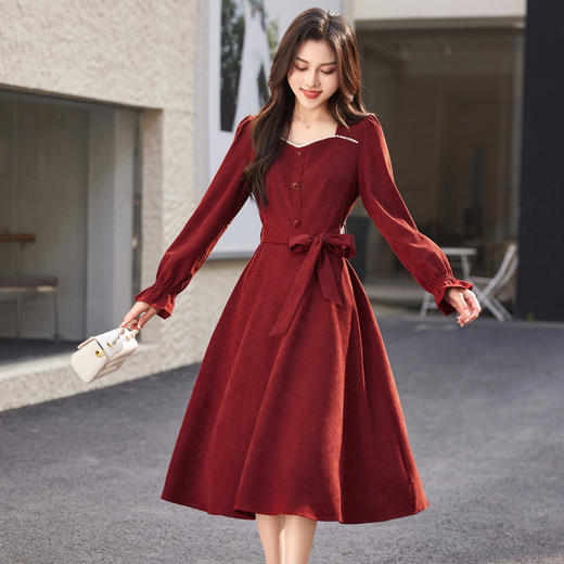 2024年秋季新款红色长裙气质显瘦珍珠拼接连衣裙MHYM38822 商品图2