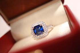 2.87ct 蓝宝石戒指
