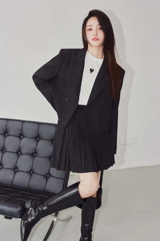 amadella 黑色条纹短款西装百褶裙套装 13820 商品图2