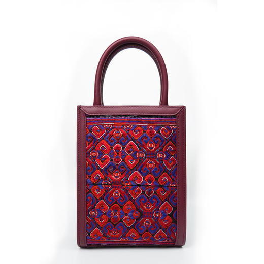 深山集市·红色数纱绣竖版小包HY05030131 商品图2
