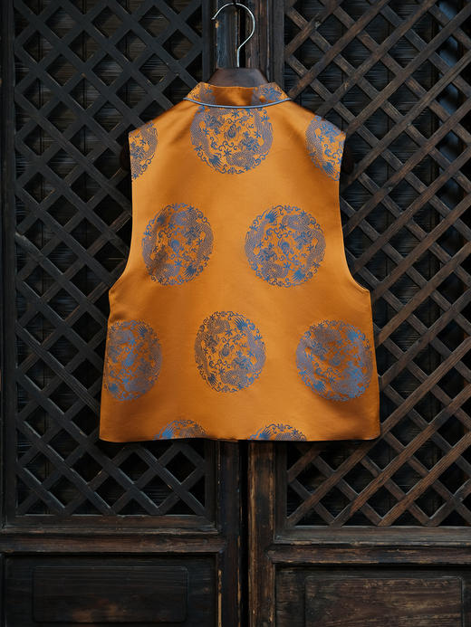 盛唐婧 |中式国风团龙库缎对襟马甲-橘色 商品图5