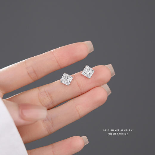 【方雅】S925银微镶满钻菱形耳钉【YXS-E4325】 商品图2