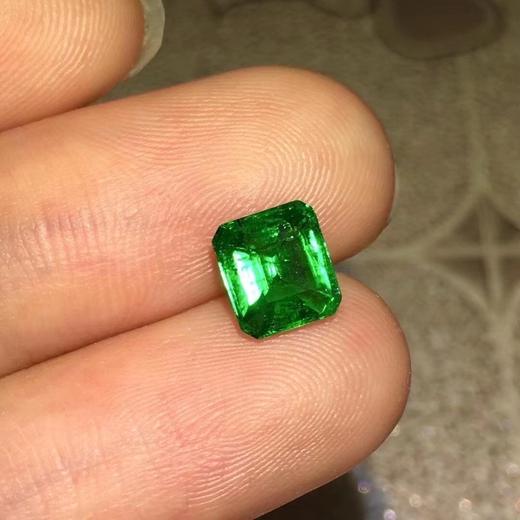 1.31ct 祖母绿裸石 商品图1