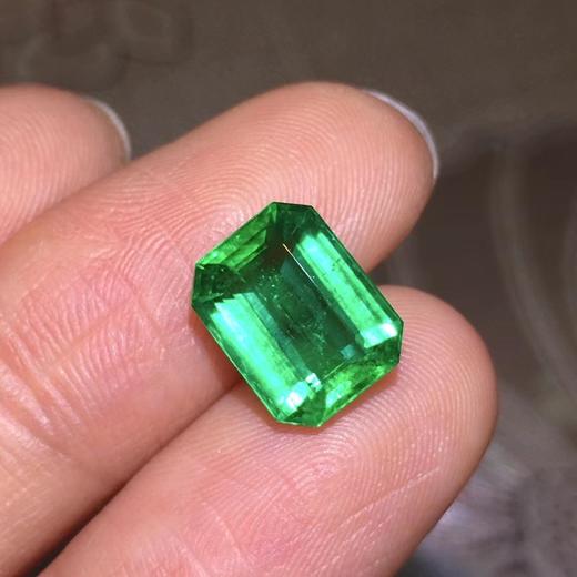 3.11ct 祖母绿裸石 商品图0